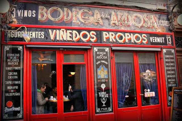 Bodega La Ardosa tapas restaurant in Madrid