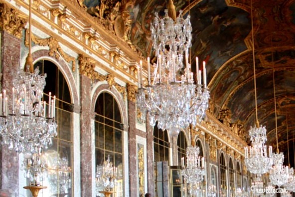 Hall-of-Mirrors-in-Versailles