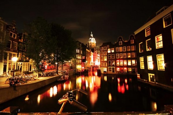 red-light-district-amsterdam