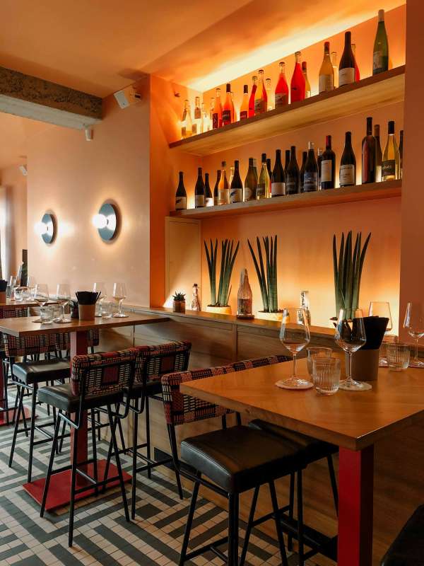 amore bar restaurant luxembourg interior